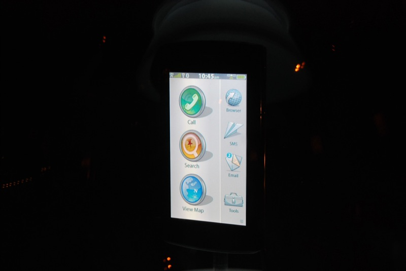Illustration for article titled nuvifone: Garmin Drops a Phone into the GPS